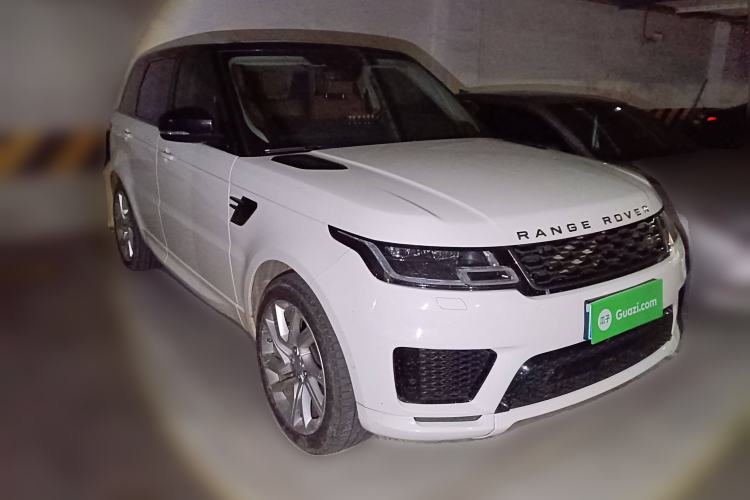 Used Land Rover Range Sport 2018 3.0 SC V6 HSE DYNAMIC Front Right 45 Deg