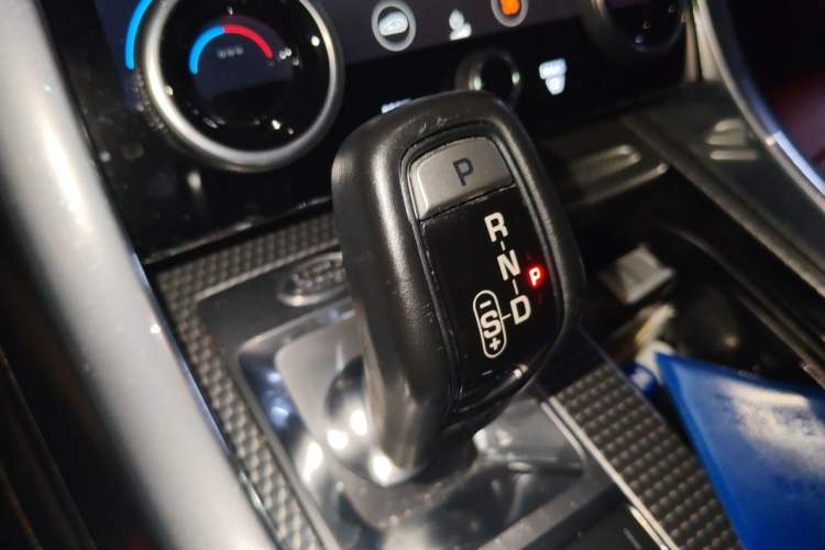 Used Land Rover Range Sport 2018 3.0 SC V6 HSE DYNAMIC Gear Lever