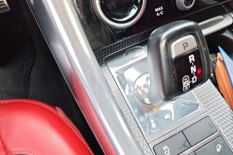 Used Land Rover Range Sport 2018 3.0 SC V6 HSE DYNAMIC Gear Lever