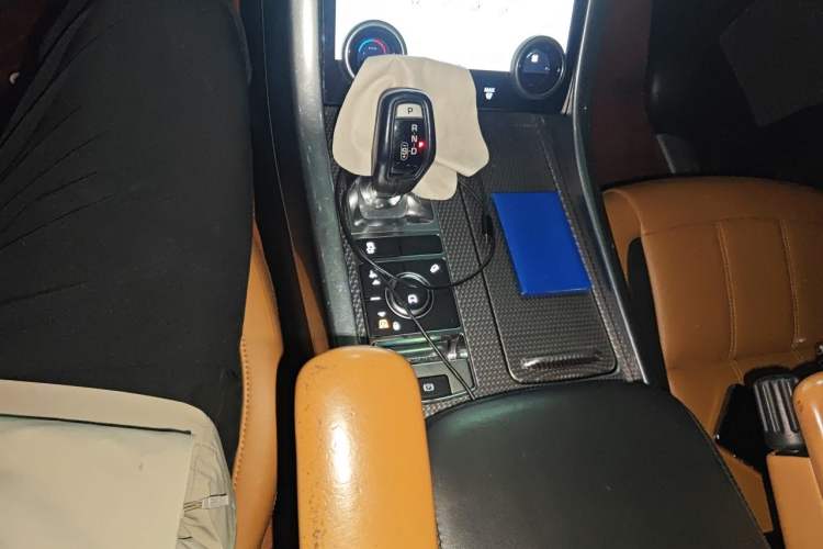 Used Land Rover Range Sport 2018 3.0 SC V6 HSE DYNAMIC Gear Lever