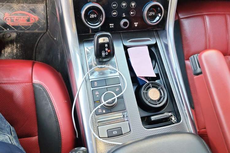 Used Land Rover Range Sport 2018 3.0 SC V6 HSE DYNAMIC Gear Lever