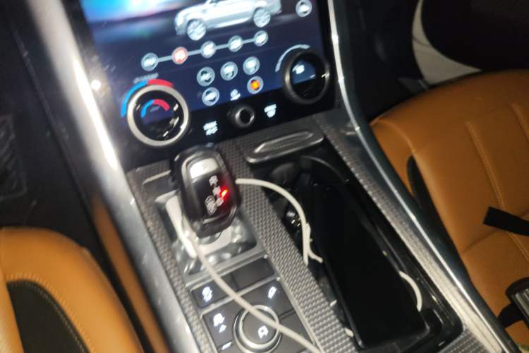 Used Land Rover Range Sport 2018 3.0 SC V6 HSE DYNAMIC Gear Lever
