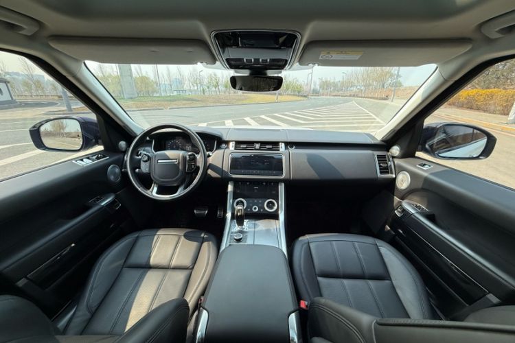 Used Land Rover Range Sport 2018 3.0 SC V6 HSE DYNAMIC Interior 1