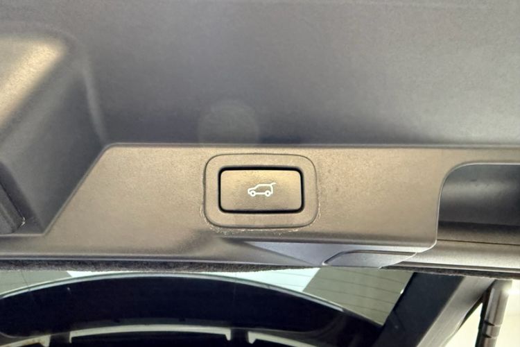 Used Land Rover Range Sport 2018 3.0 SC V6 HSE DYNAMIC Interior 10