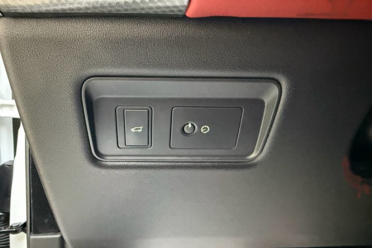 Used Land Rover Range Sport 2018 3.0 SC V6 HSE DYNAMIC Interior 11
