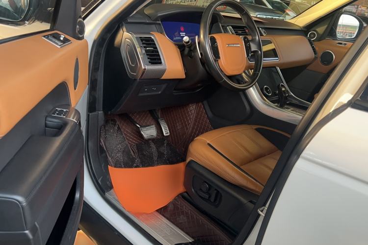 Used Land Rover Range Sport 2018 3.0 SC V6 HSE DYNAMIC Interior 2
