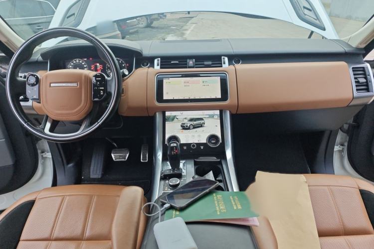 Used Land Rover Range Sport 2018 3.0 SC V6 HSE DYNAMIC Interior 2