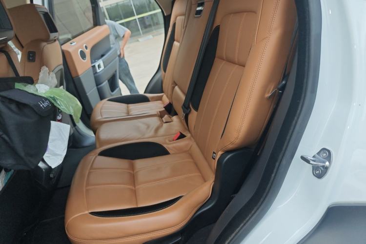 Used Land Rover Range Sport 2018 3.0 SC V6 HSE DYNAMIC Interior 4