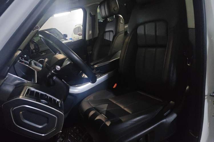 Used Land Rover Range Sport 2018 3.0 SC V6 HSE DYNAMIC Left Front Seat