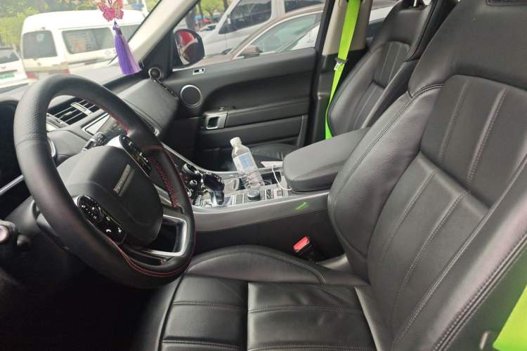 Used Land Rover Range Sport 2018 3.0 V6 HSE DYNAMIC Left Front Seat
