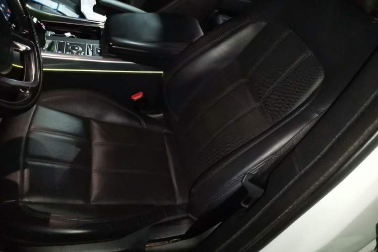 Used Land Rover Range Sport 2018 3.0 SC V6 HSE DYNAMIC Left Front Seat