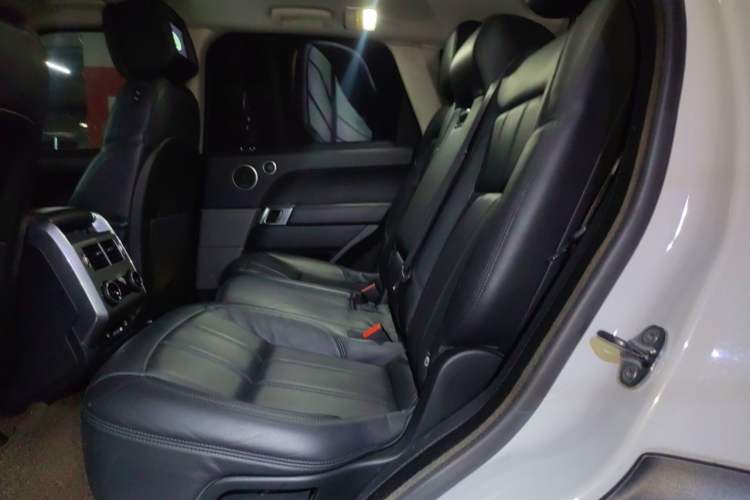 Used Land Rover Range Sport 2018 3.0 SC V6 HSE DYNAMIC Left Rear Seat