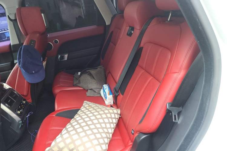 Used Land Rover Range Sport 2018 3.0 SC V6 HSE DYNAMIC Left Rear Seat