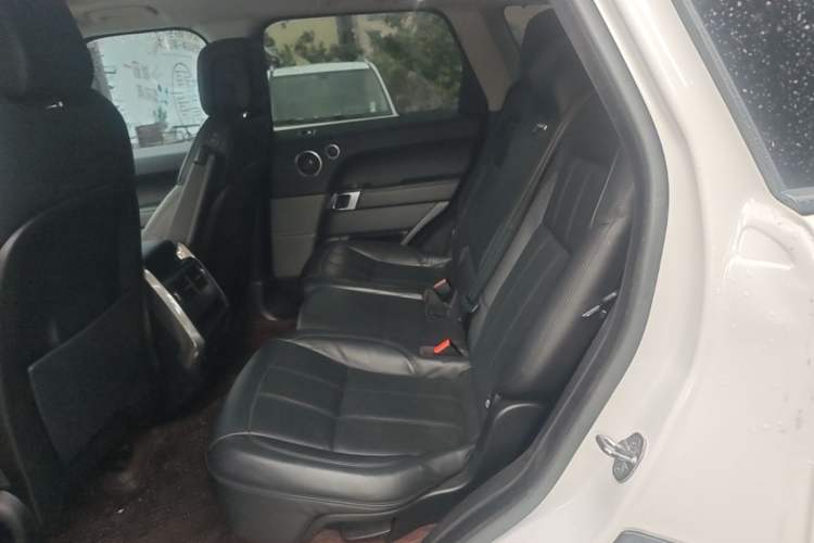 Used Land Rover Range Sport 2018 3.0 SC V6 HSE DYNAMIC Left Rear Seat