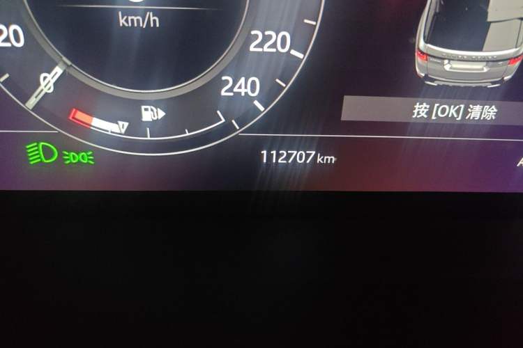 Used Land Rover Range Sport 2018 3.0 SC V6 HSE DYNAMIC Odometer Close Up