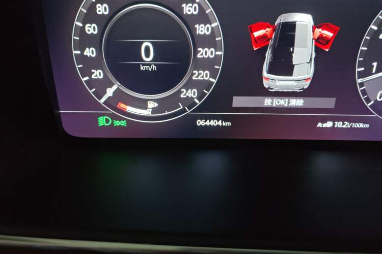 Used Land Rover Range Sport 2018 3.0 SC V6 HSE DYNAMIC Odometer Close Up