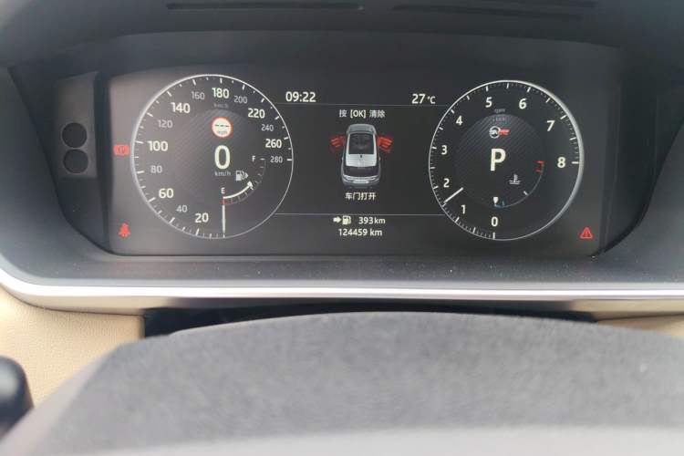 Used Land Rover Range Sport  Odometer Close Up