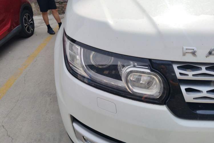 Used Land Rover Range Sport  Right Front Headlight