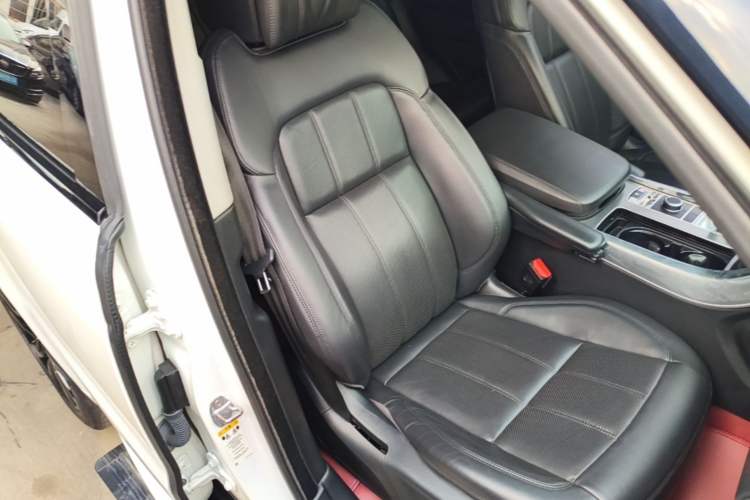 Used Land Rover Range Sport 2018 3.0 SC V6 HSE DYNAMIC Right Front Seat
