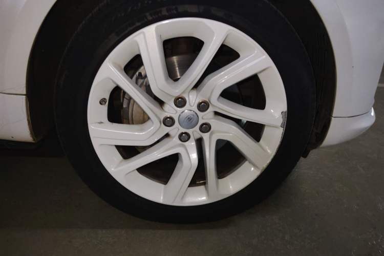 Used Land Rover Range Sport 2018 3.0 SC V6 HSE DYNAMIC Right Front Wheel Hub