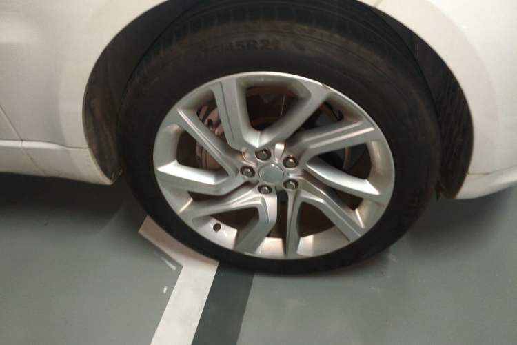 Used Land Rover Range Sport 2018 3.0 SC V6 HSE DYNAMIC Right Front Wheel Hub