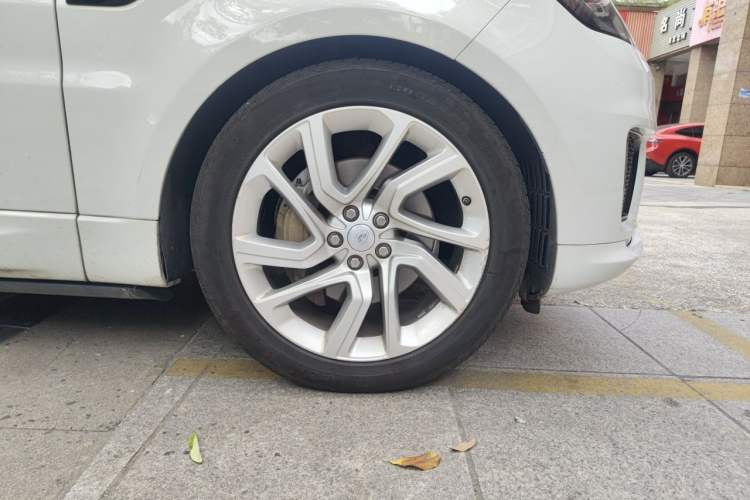 Used Land Rover Range Sport 2018 3.0 SC V6 HSE DYNAMIC Right Front Wheel Hub