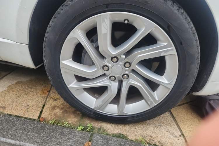 Used Land Rover Range Sport 2018 3.0 SC V6 HSE DYNAMIC Right Front Wheel Hub