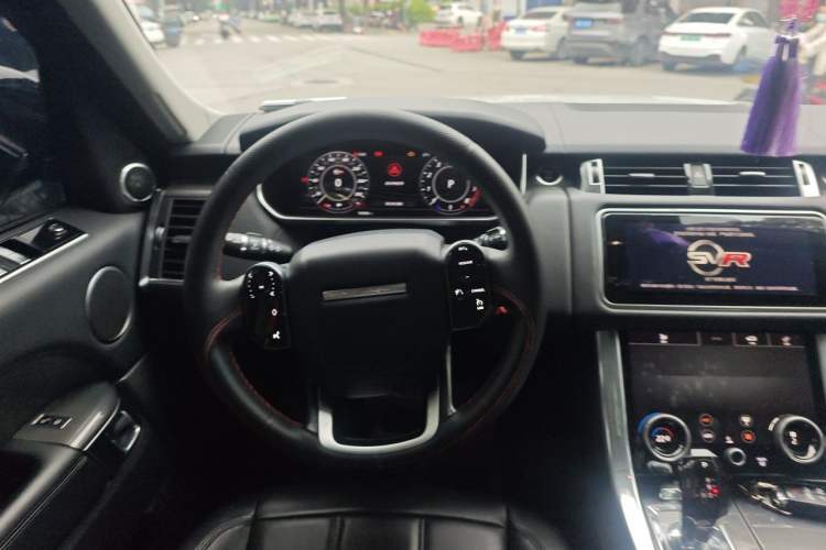 Used Land Rover Range Sport 2018 3.0 V6 HSE DYNAMIC Steering Wheel