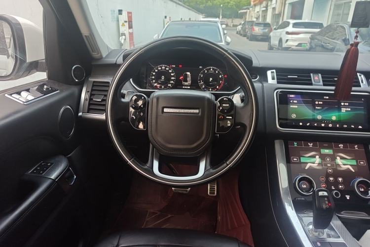 Used Land Rover Range Sport 2018 3.0 SC V6 HSE DYNAMIC Steering Wheel