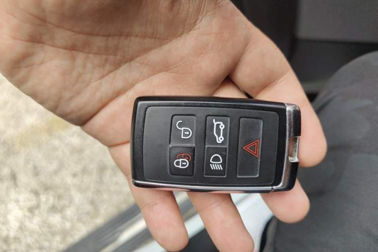 Used Land Rover Range Sport 2018 3.0 SC V6 HSE DYNAMIC Vehicle Key