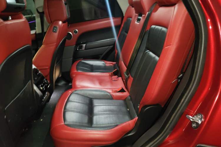 Used Land Rover Range Sport 2018 3.0 SC V6 Fēngshàng Chuàngshì Edition DYNAMIC Left Rear Seat