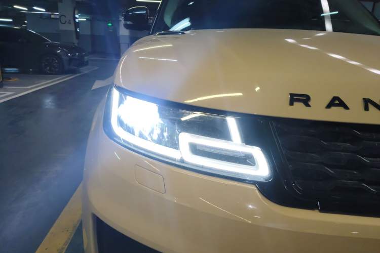 Used Land Rover Range Sport 2018 3.0 SC V6 Fēngshàng Chuàngshì Edition DYNAMIC Right Front Headlight