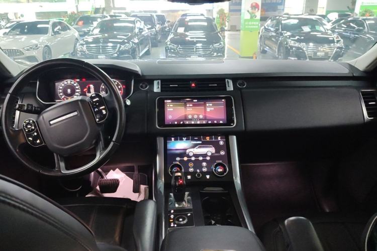 Used Land Rover Range Sport 2019 3.0 SC V6 Special Edition Center Console