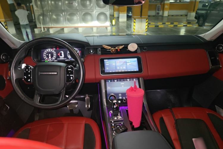 Used Land Rover Range Sport 2019 3.0 L6 HSE DYNAMIC Center Console