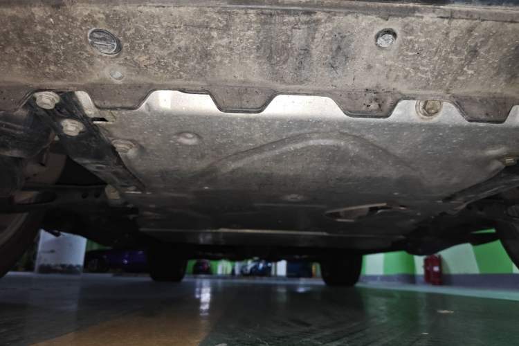 Used Land Rover Range Sport 2019 3.0 L6 HSE DYNAMIC Chassis Front