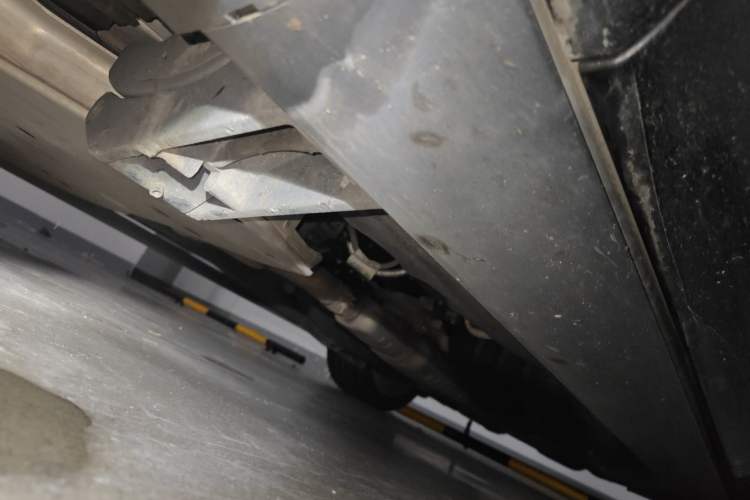 Used Land Rover Range Sport 2019 3.0 L6 HSE DYNAMIC Chassis Front Left