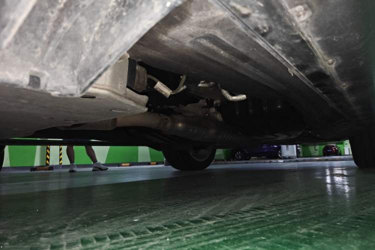 Used Land Rover Range Sport 2019 3.0 L6 HSE DYNAMIC Chassis Front Left
