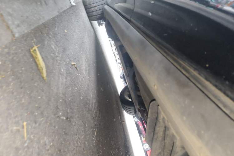 Used Land Rover Range Sport 2019 3.0 L6 HSE DYNAMIC Chassis Rear Left