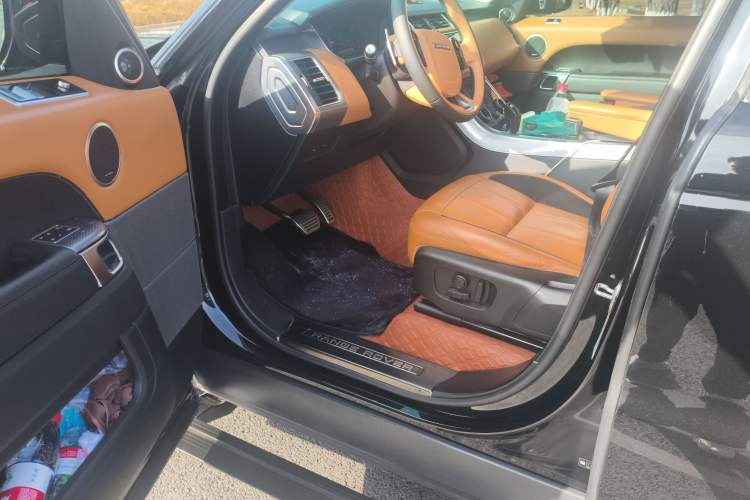 Used Land Rover Range Sport 2019 3.0 SC V6 HSE DYNAMIC Driver Seat