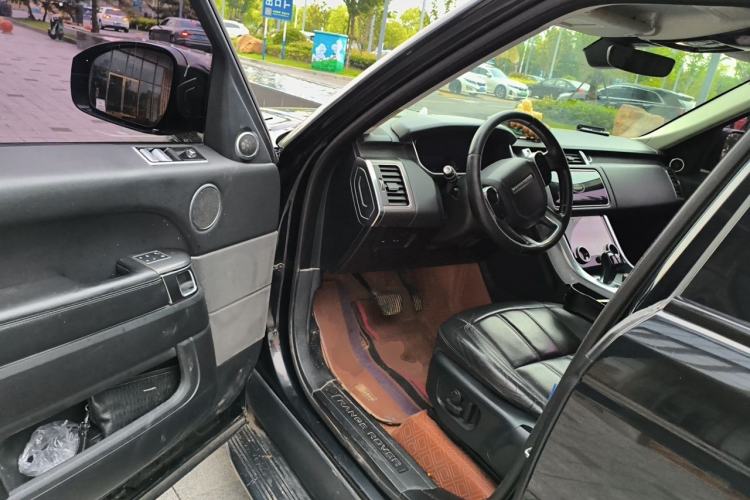 Used Land Rover Range Sport 2019 3.0 L6 SE Driver Seat