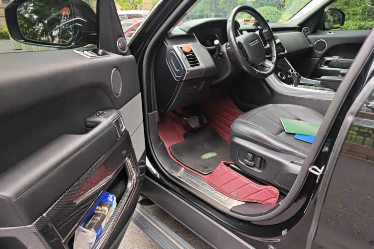 Used Land Rover Range Sport 2019 3.0 SC V6 Special Edition Driver Seat