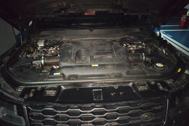 Used Land Rover Range Sport 2019 3.0 L6 HSE DYNAMIC Engine Bay