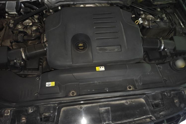 Used Land Rover Range Sport 2019 3.0 L6 HSE DYNAMIC Engine Bay