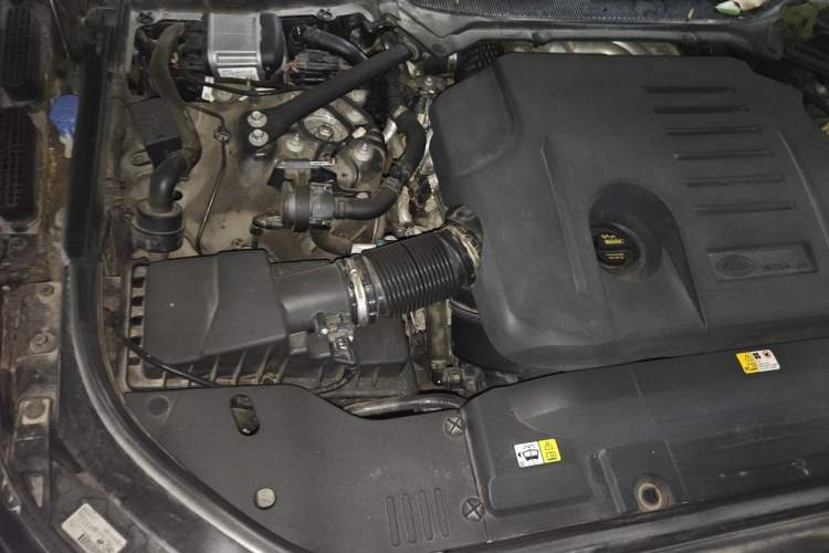 Used Land Rover Range Sport 2019 3.0 L6 HSE DYNAMIC Engine Bay Right