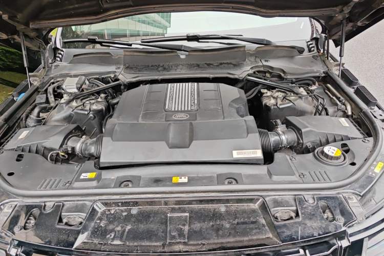 Used Land Rover Range Sport 2019 3.0 SC V6 Special Edition Engine Bay