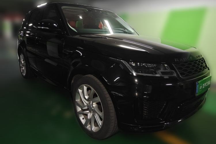 Used Land Rover Range Sport 2019 3.0 L6 HSE DYNAMIC Front Right 45 Deg