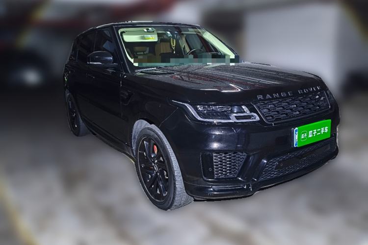 Used Land Rover Range Sport 2019 3.0 L6 HSE DYNAMIC Front Right 45 Deg