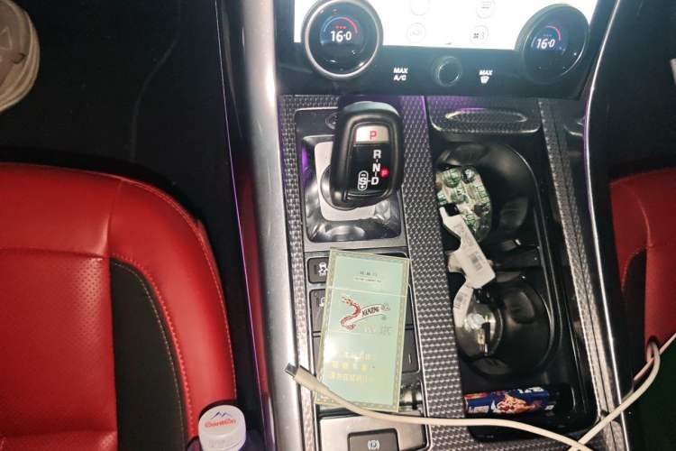 Used Land Rover Range Sport 2019 3.0 L6 HSE DYNAMIC Gear Lever
