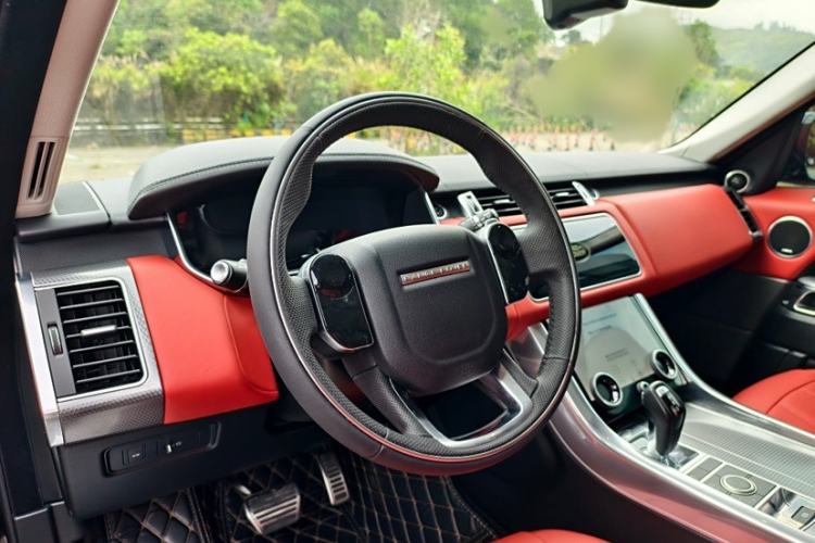 Used Land Rover Range Sport 2019 3.0 L6 HSE DYNAMIC Interior 2