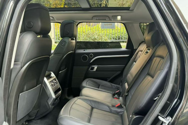Used Land Rover Range Sport 2019 3.0 SC V6 Special Edition Interior 3